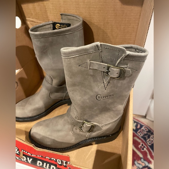 NWB Chippewa Boots - Picture 4 of 10